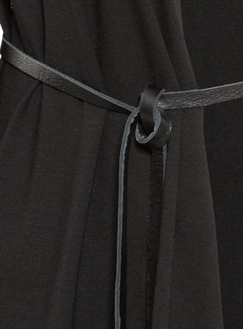 Schmaler Ledergürtel mit Metallenden, black